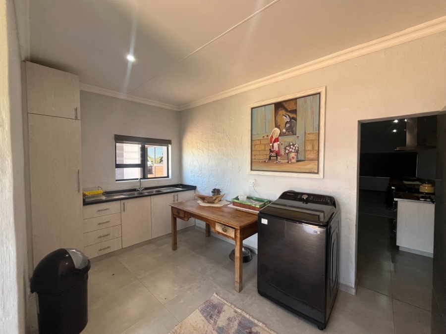 3 Bedroom Property for Sale in Klerksdorp Rural North West